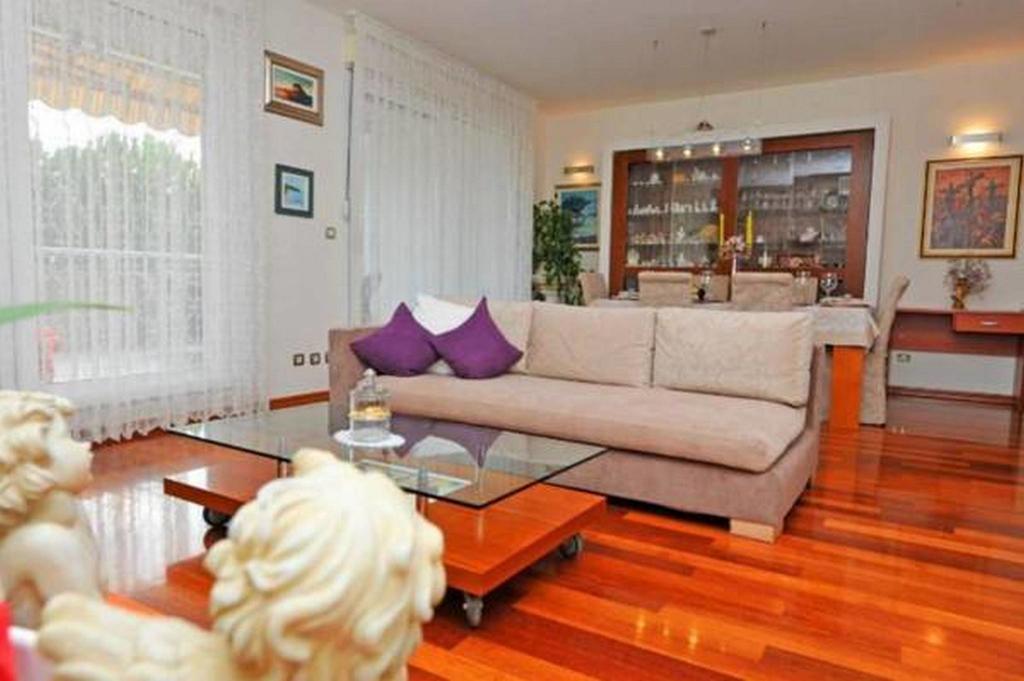 ספליט Luxury Seaside Apartment מראה חיצוני תמונה